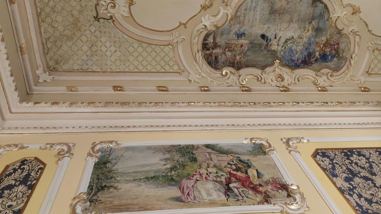 Palazzo Arcidiacono - Luxury Holidays Catania Bagian luar foto