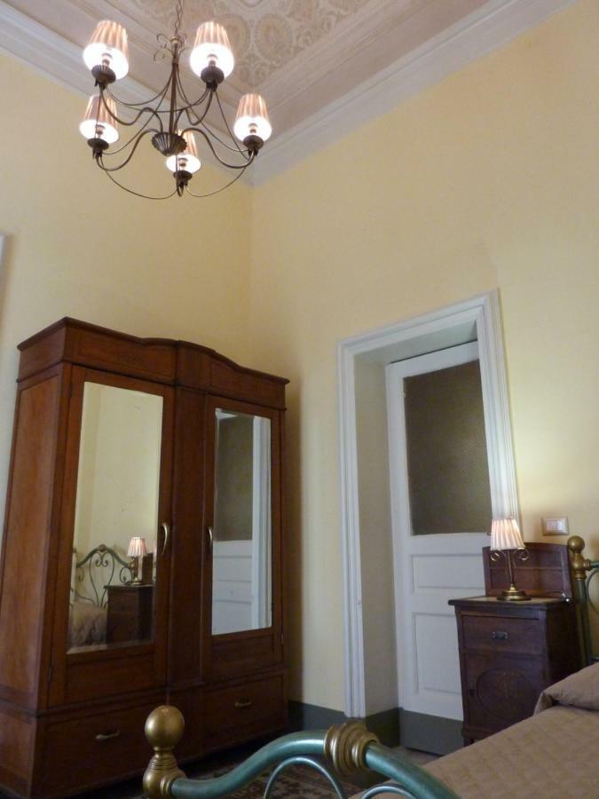 Palazzo Arcidiacono - Luxury Holidays Catania Bagian luar foto