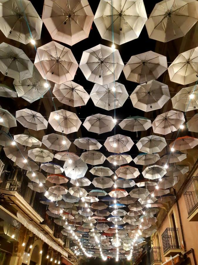 Palazzo Arcidiacono - Luxury Holidays Catania Bagian luar foto